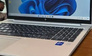 New Laptop HP EliteBook 840 G8 16GB Intel Core I7 SSD 512GB