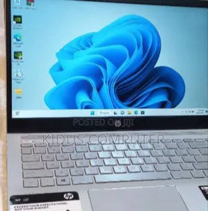 New Laptop HP Pavilion 15 8GB Intel Core I5 SSD 512GB