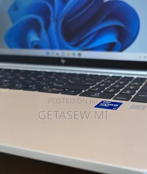 New Laptop HP EliteBook 840 G8 16GB Intel Core I7 SSD 512GB