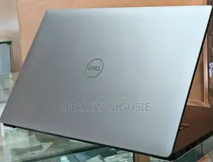 New Laptop Dell Precision 5540 16GB Intel Core I7 SSD 512GB