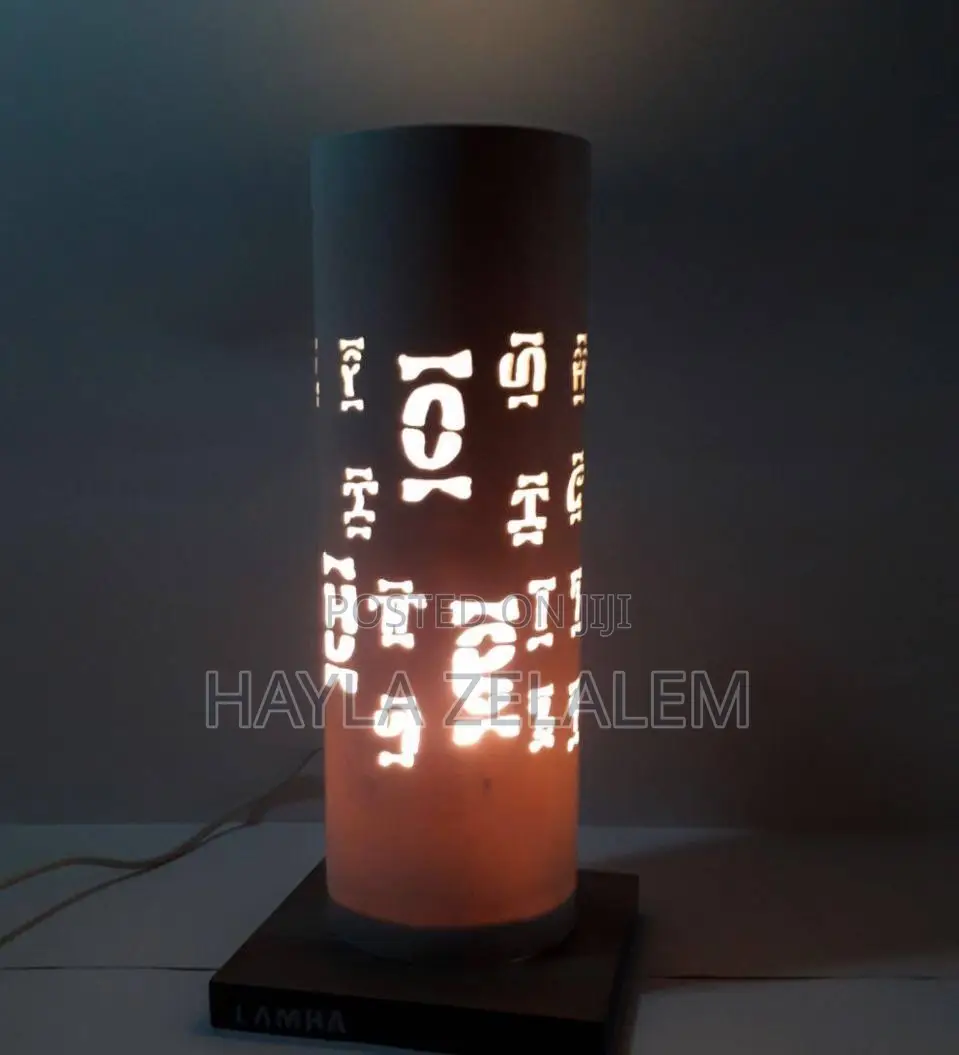 Plastic Fabre Not Glassy for Anything Call Me