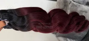 Color Burgundy Wave
