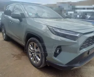 Toyota RAV4 2024 Green