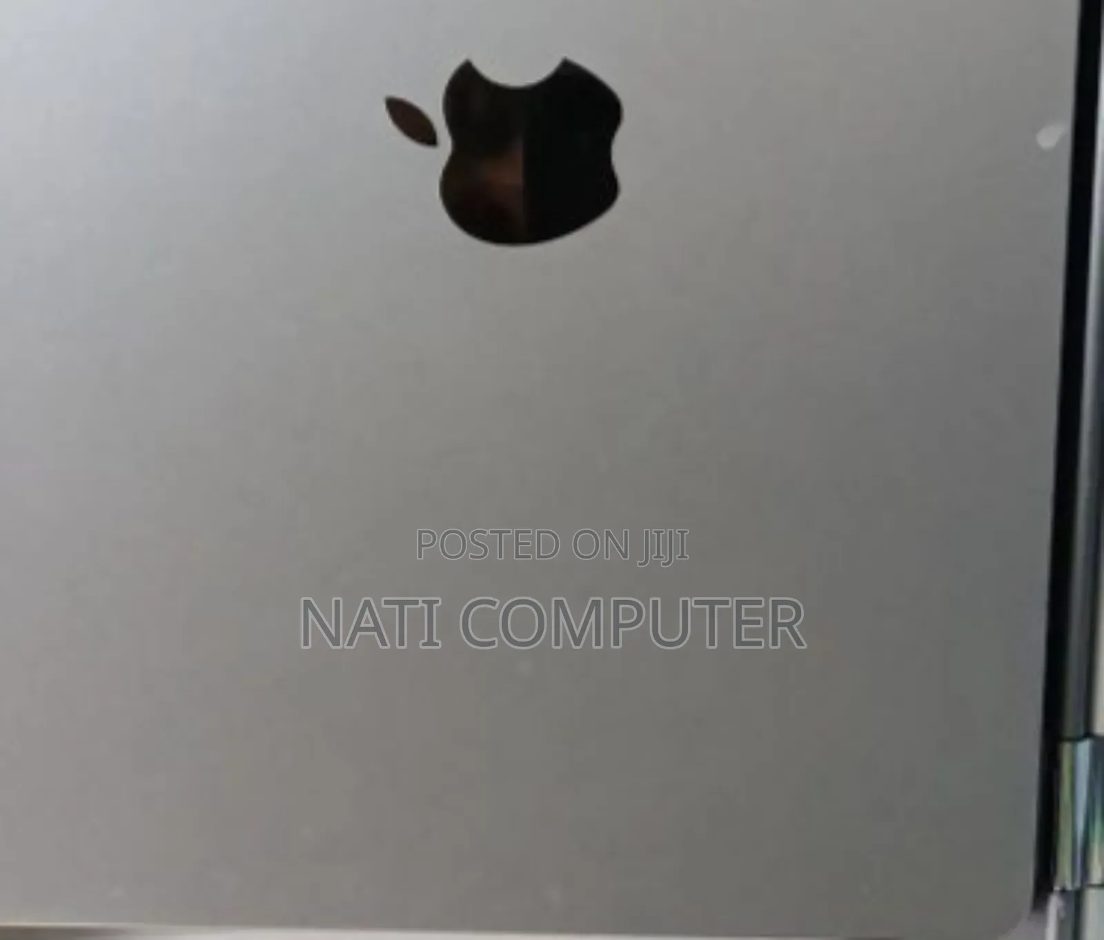 New Laptop Apple MacBook Air 2022 M2 8GB Intel Core I7 SSD 256GB