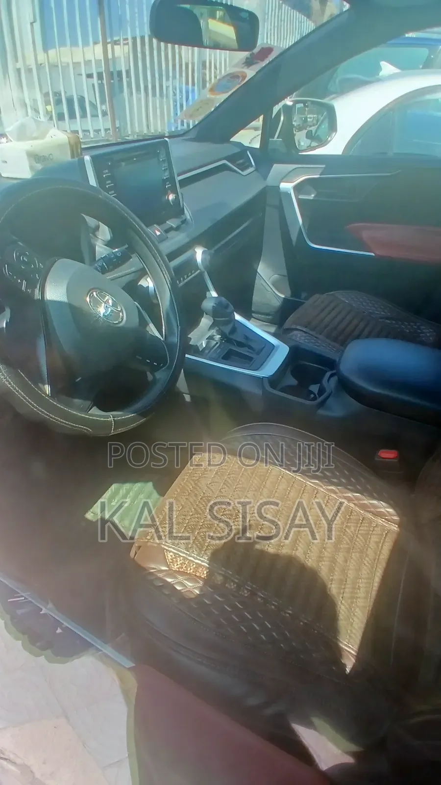 Toyota RAV4 2021 Green