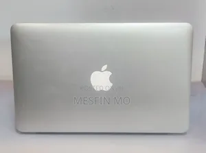 New Laptop Apple MacBook 2015 4GB SSD 128GB