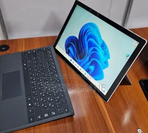 Photo - New Laptop Microsoft Surface Pro 7 8GB Intel Core I5 SSD 128GB