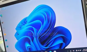 New Laptop Lenovo Yoga 7i 16GB Intel Core I7 SSD 1T