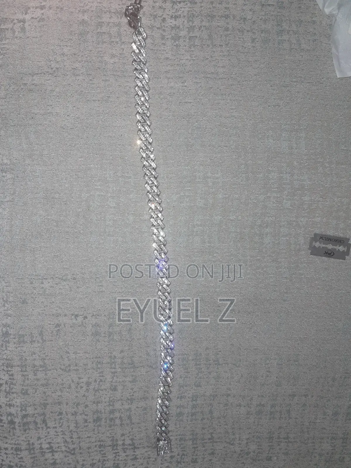 Iced Out Cuban Chain Silver(45cm)