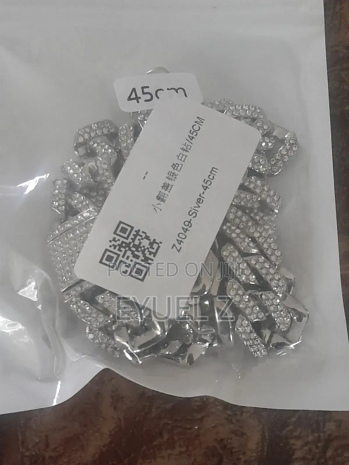 Iced Out Cuban Chain Silver(45cm)