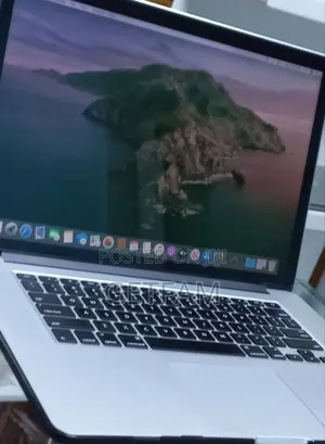 New Laptop Apple MacBook Pro 2013 8GB Intel Core I7 SSD 256GB