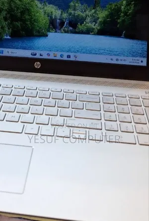 New Laptop HP Pavilion 15 8GB Intel Core I7 HDD 1T