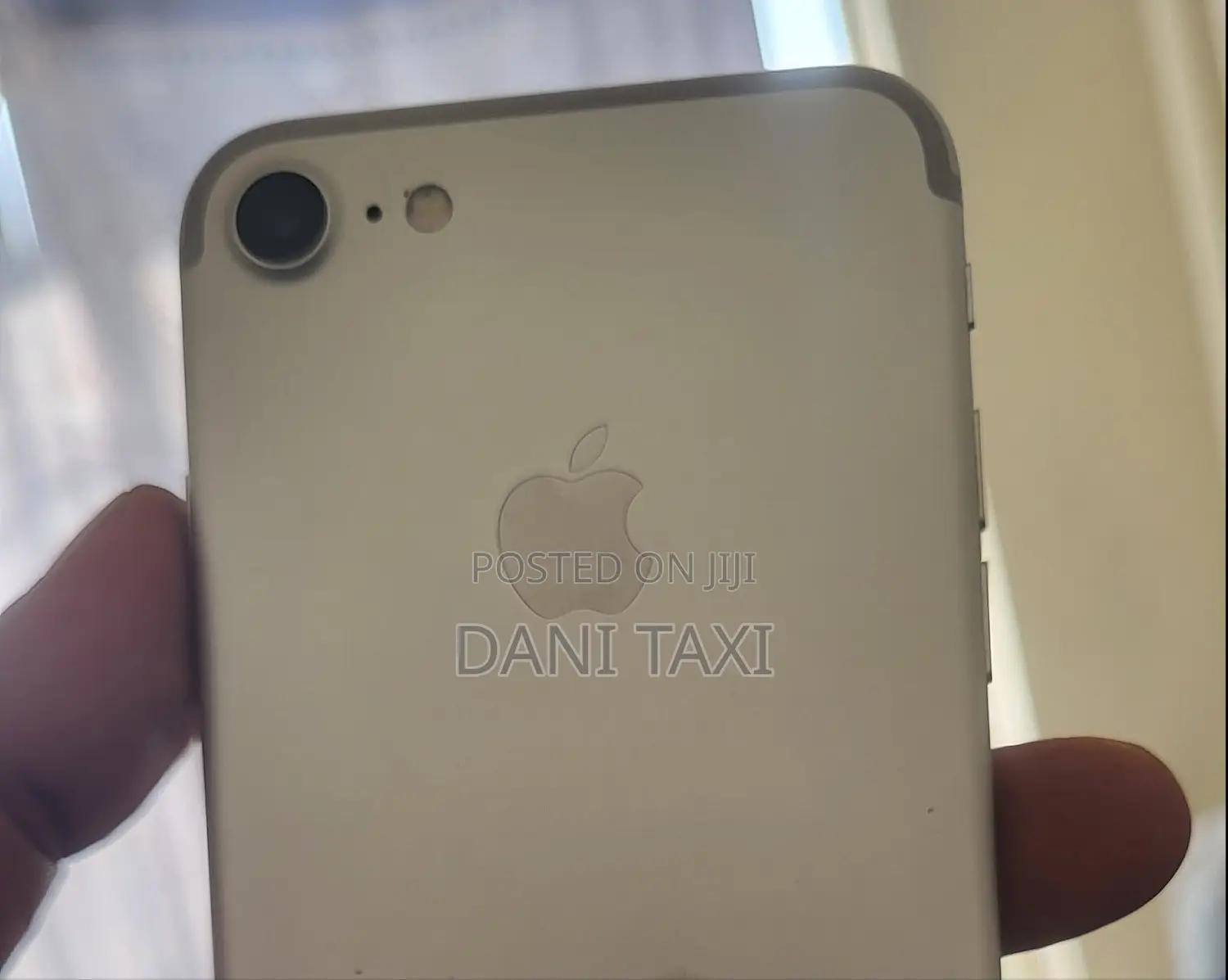 Apple iPhone 7 32 GB White