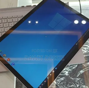 Photo - New Laptop Microsoft Surface 16GB Intel Core I7 SSD 256GB