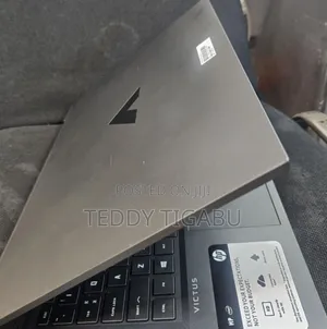 New Laptop HP Victus 15 16GB Intel Core I7 SSD 512GB