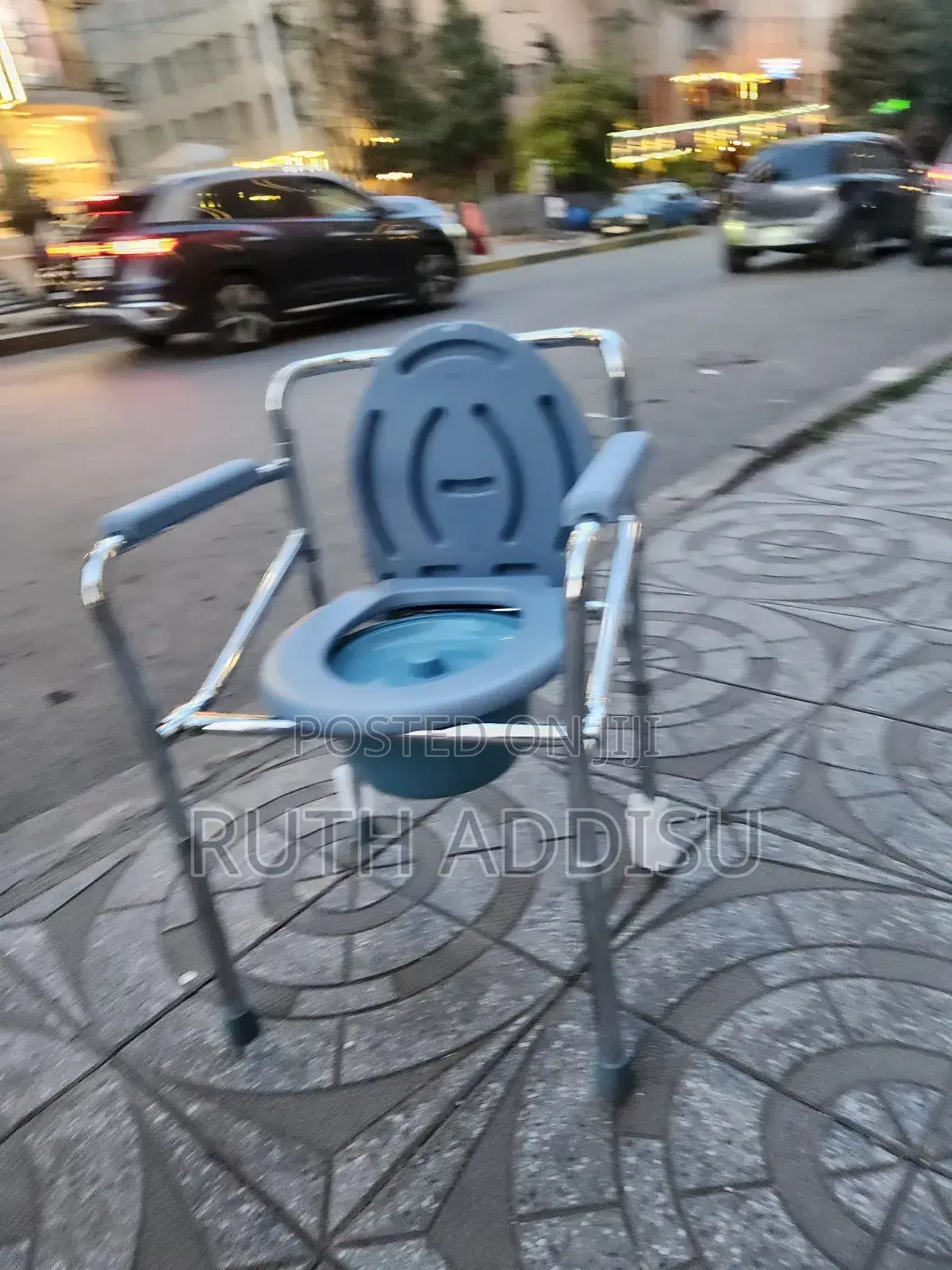 Toilet Chair轟出commode Chair考驗commode Chair丸及commode Chair櫻唇commode New