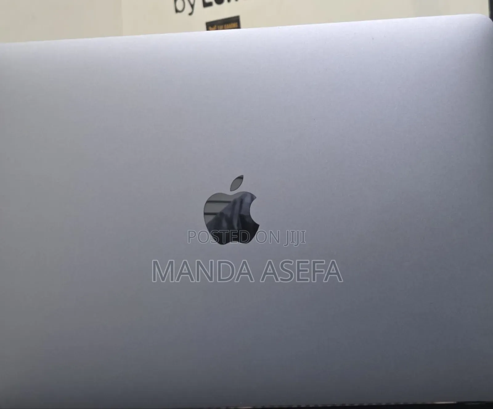 New Laptop Apple MacBook Pro 2017 8GB Intel Core I7 SSD 128GB