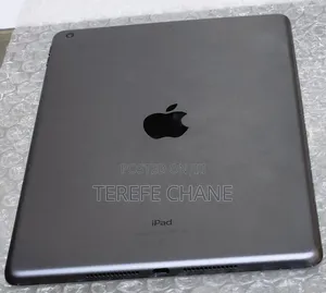 New Laptop Apple MacBook Pro 2010 8GB Intel Core I7 HDD 128GB