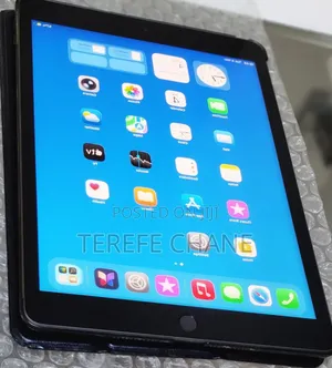 New Laptop Apple MacBook Pro 2010 8GB Intel Core I7 HDD 128GB