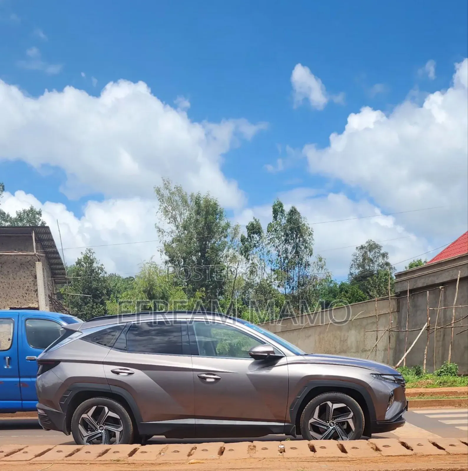 Hyundai Tucson 2022 Brown