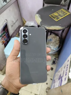 New Samsung Galaxy A56 256 GB Gray