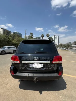 Toyota Land Cruiser 4.5 V8 TD STD 2010 Black