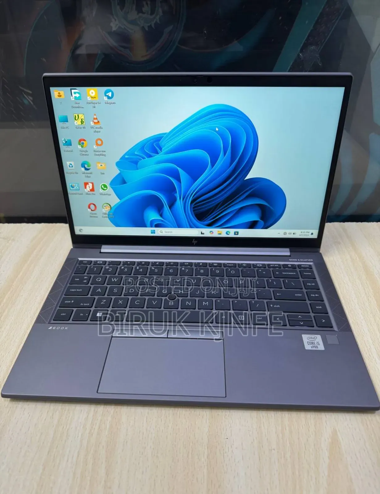 New Laptop HP ZBook Firefly 14 G7 16GB Intel Core I5 SSD 512GB