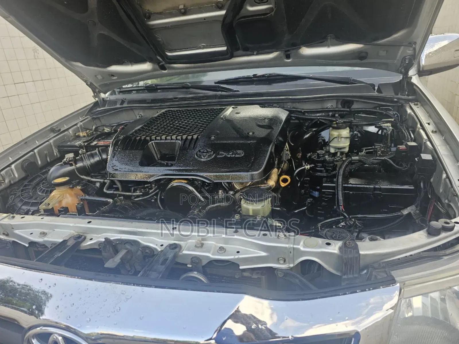 Toyota Hilux 2013 Gold