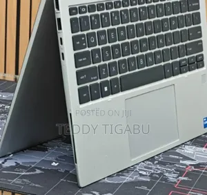 New Laptop HP Elite X360 830 G10 16GB Intel Core I5 SSD 256GB