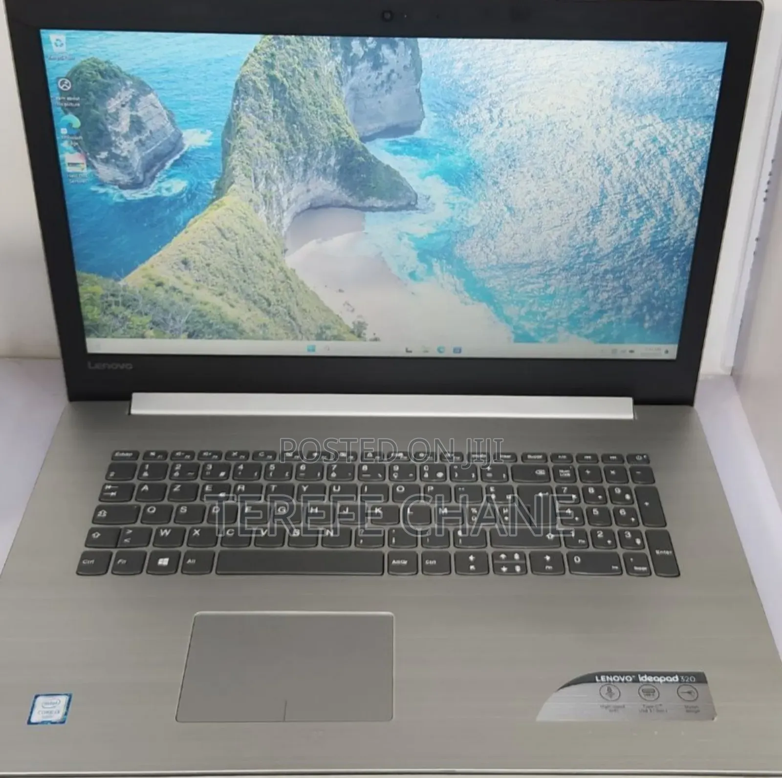 New Laptop Lenovo IdeaPad 320 4GB AMD Ryzen 3 SSD 500GB