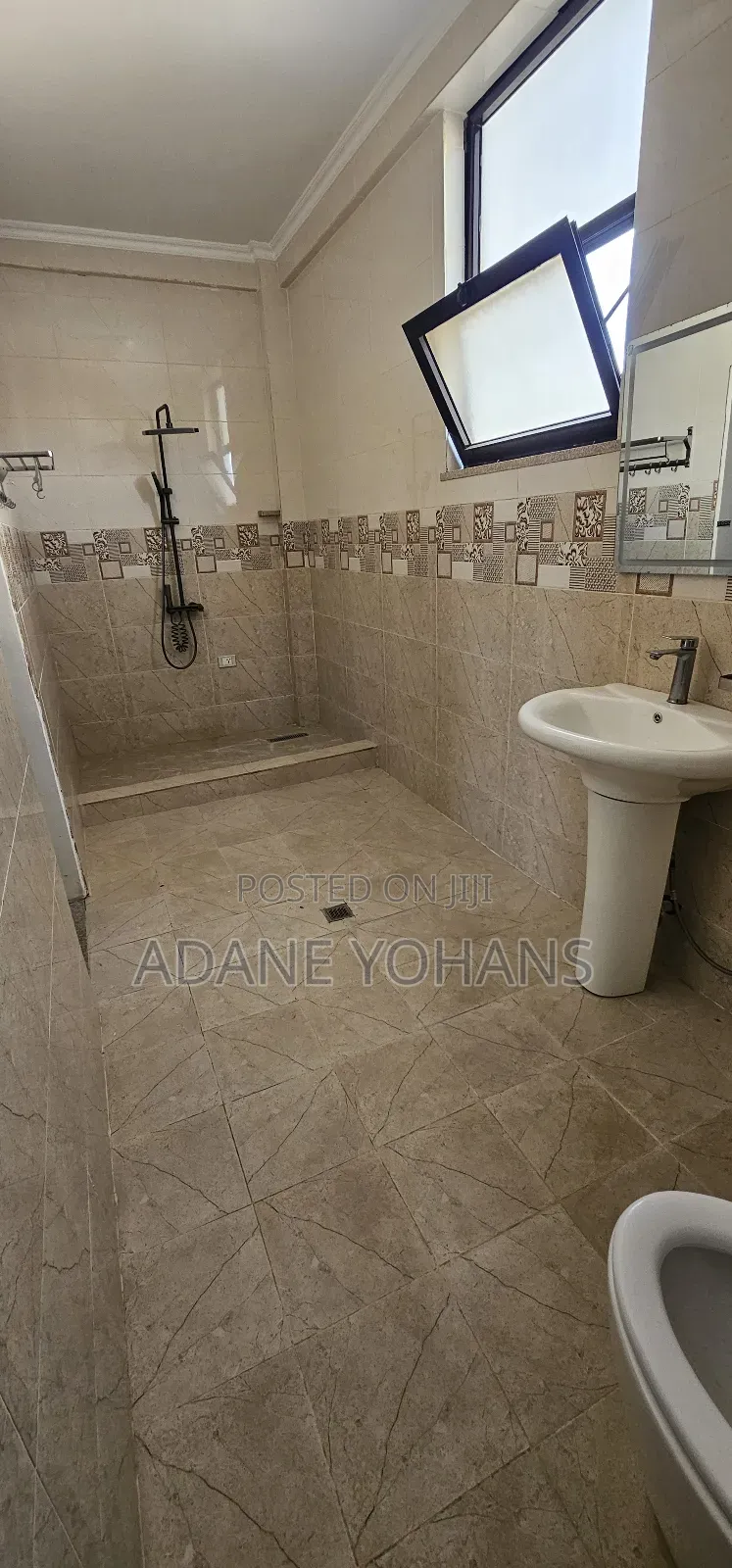 Furnished 6bdrm Farm House in Grar, Bole for sale