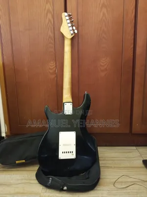 Behringer Electric Guitar