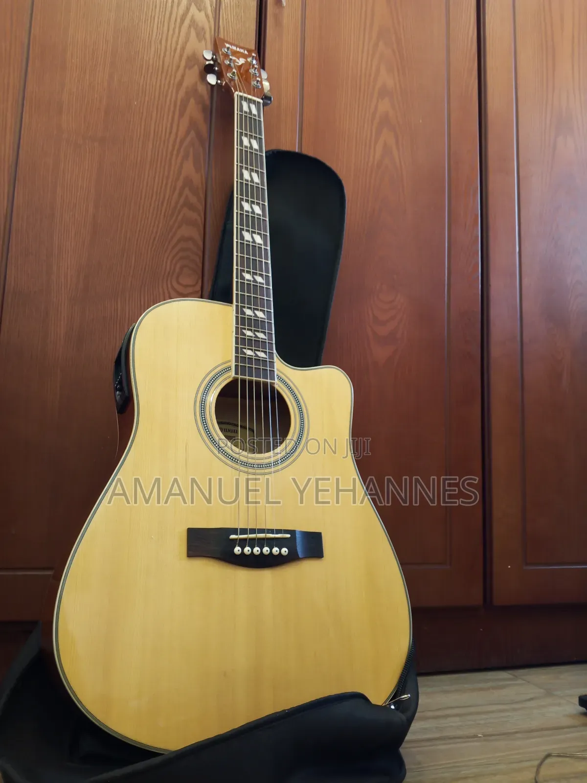 Yamaha F6000 Acoustic Guitar