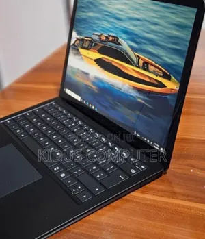 New Laptop Microsoft Surface 16GB Intel Core I7 SSD 512GB