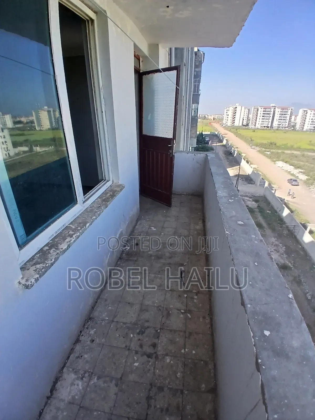 3bdrm Condo in Koye Feche, Akaky Kaliti for rent