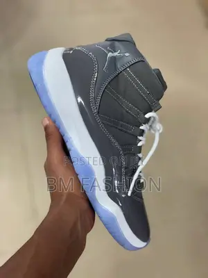 Photo - Nike Air Jordan 11 Retro Casual Men's Sneakers