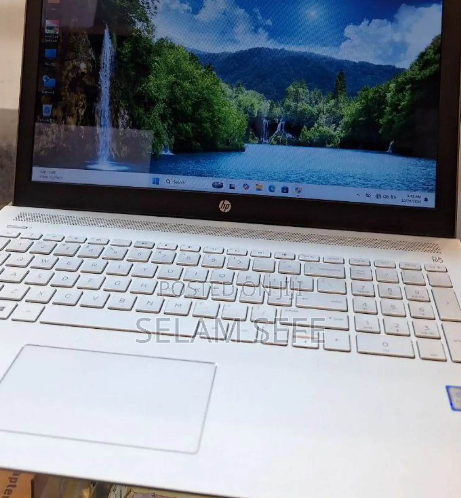 New Laptop HP Pavilion 10 8GB Intel Core I7 SSD 1T