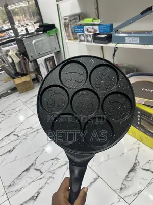 Smiley Face Non-Stick Pancake Maker