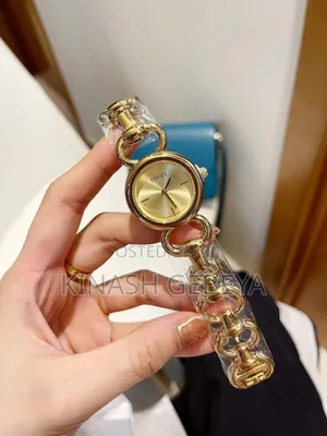 Photo - Mix Models Ladies High Quality Watch