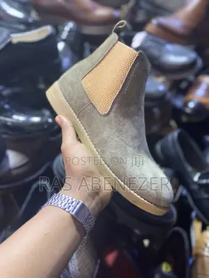 Photo - Chelsea Boots