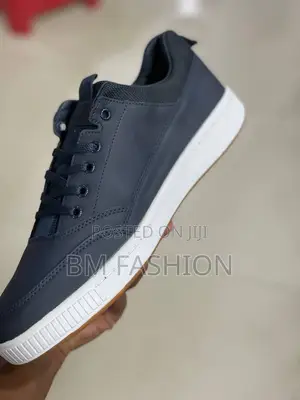 Cat Stylish Sneakers [On Hand]