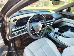 Cadillac Lyriq 100 kWh AWD 2023 Gray