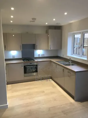 Photo - A Good Quality Sofa Kichen Cabenat