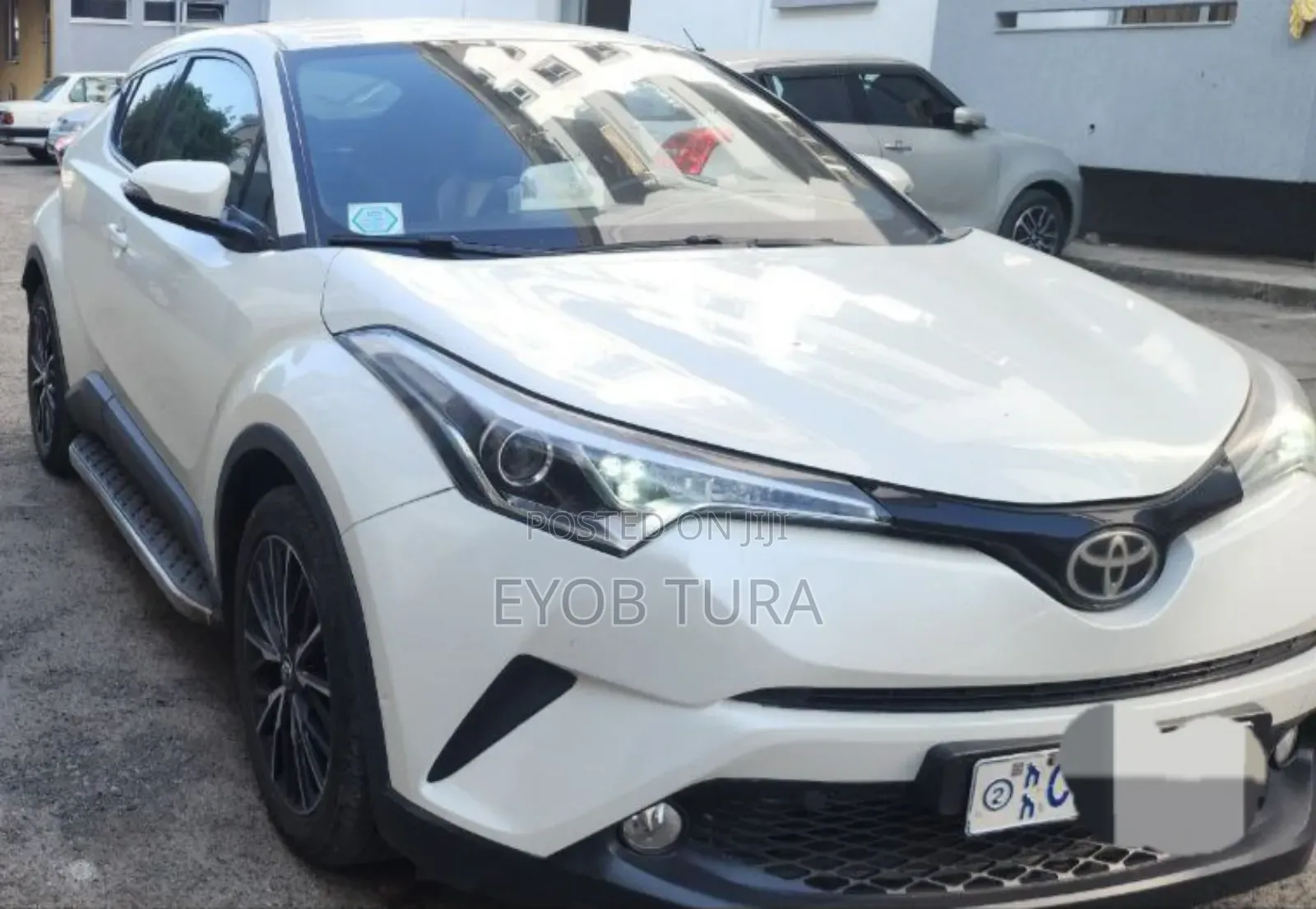 Toyota C-HR LE FWD 2020 White