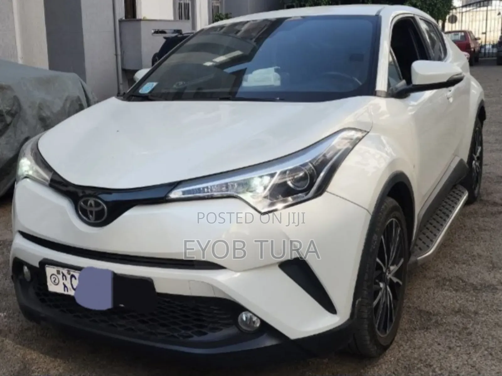 Toyota C-HR LE FWD 2020 White
