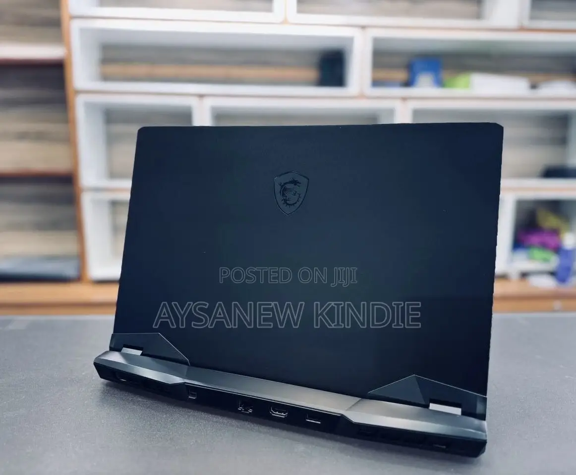 New Laptop MSI GP75 Leopard 16GB Intel Core I7 SSD 1T