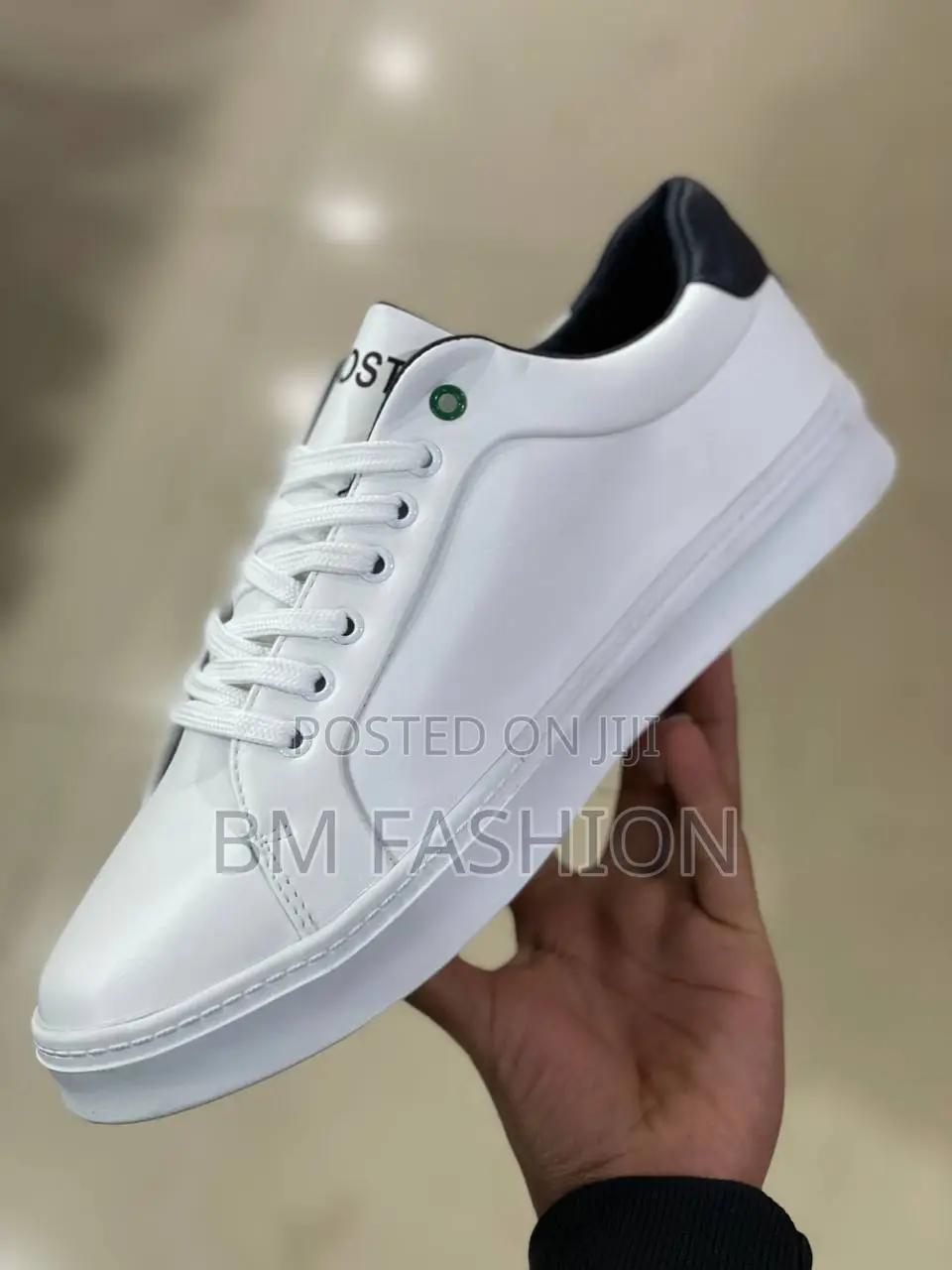Lacoste Carnaby Pro White Sneaker