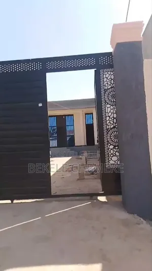 Furnished 2bdrm House in Shegar, Oromia-Finfinne for sale