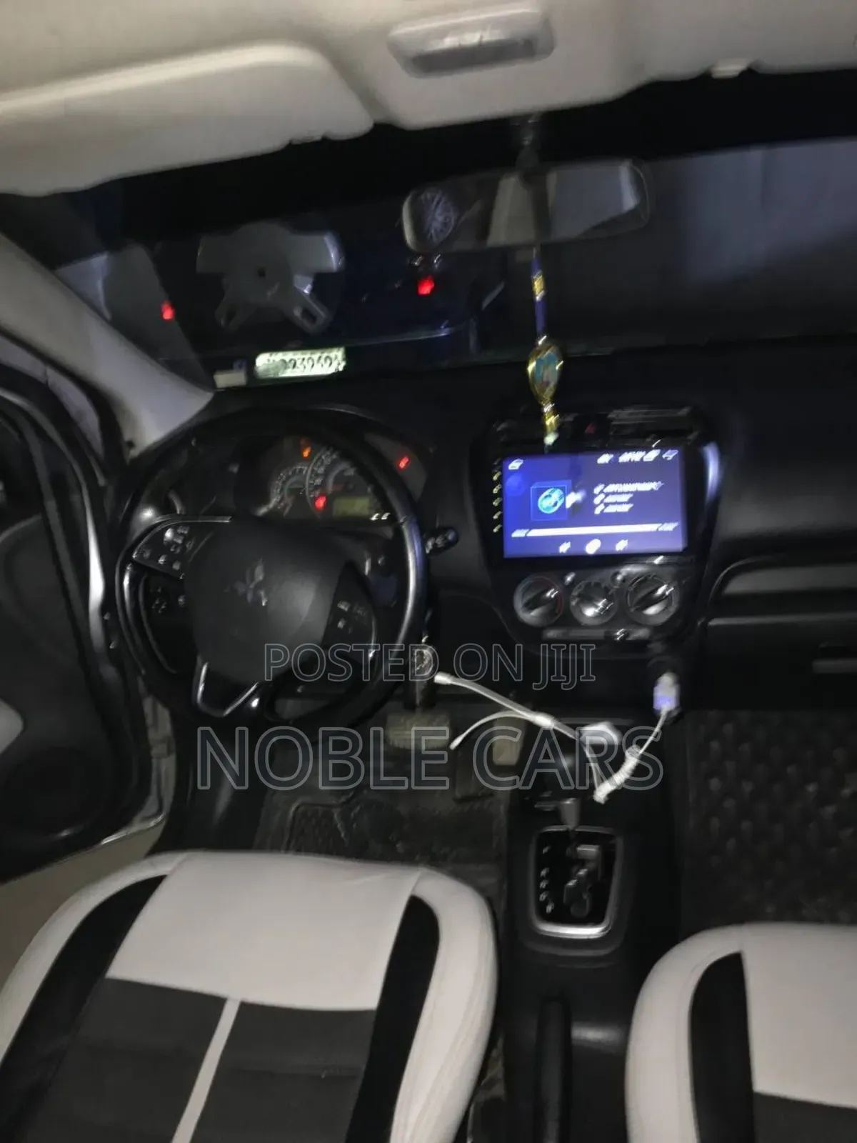 Mitsubishi Attrage 2022 Gray