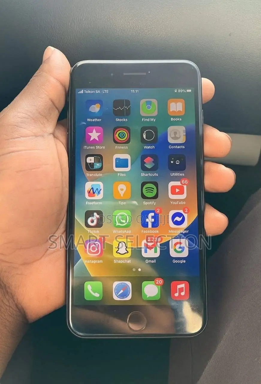 Apple iPhone 8 Plus 64 GB Black
